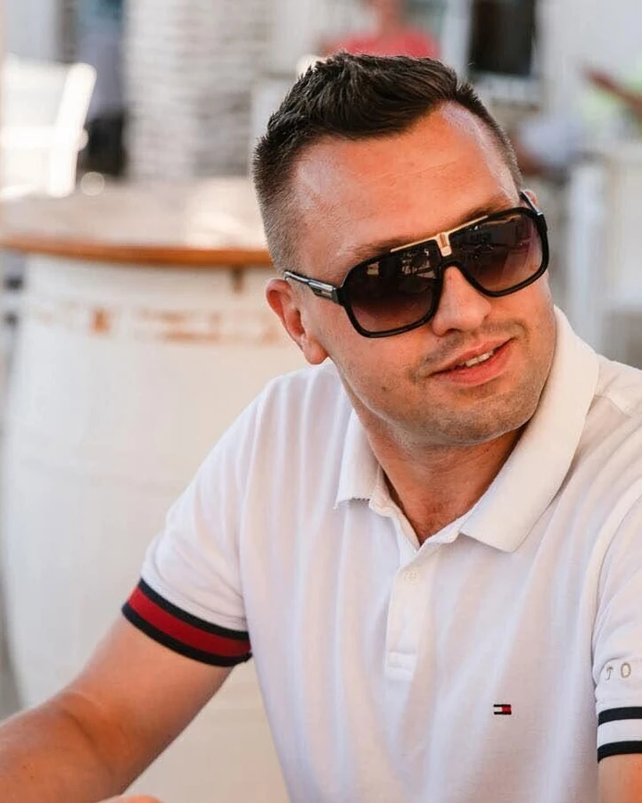 Adam Czernia — Licencjonowany Agent Nieruchomości i Certyfikowany Międzynarodowy Negocjator CIPN®